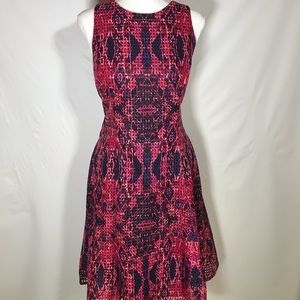 🍍Maggy London sleeveless fit flare dress